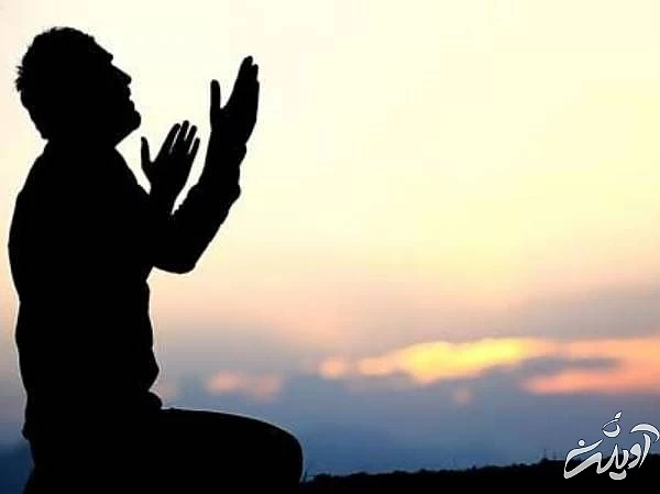 ثواب تلاوت سوره توحید دعا کردن